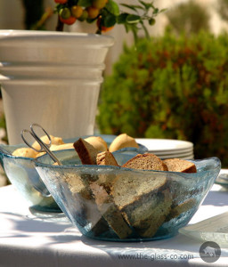 Glass bread basket