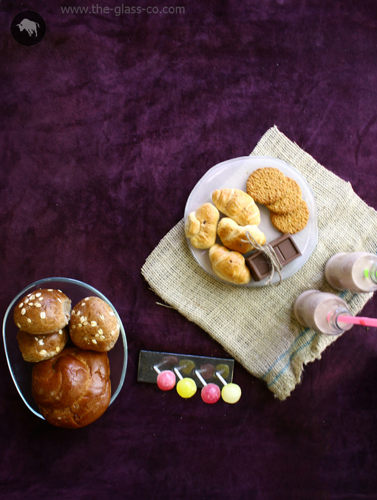 hotel breakfast, hotel brunch